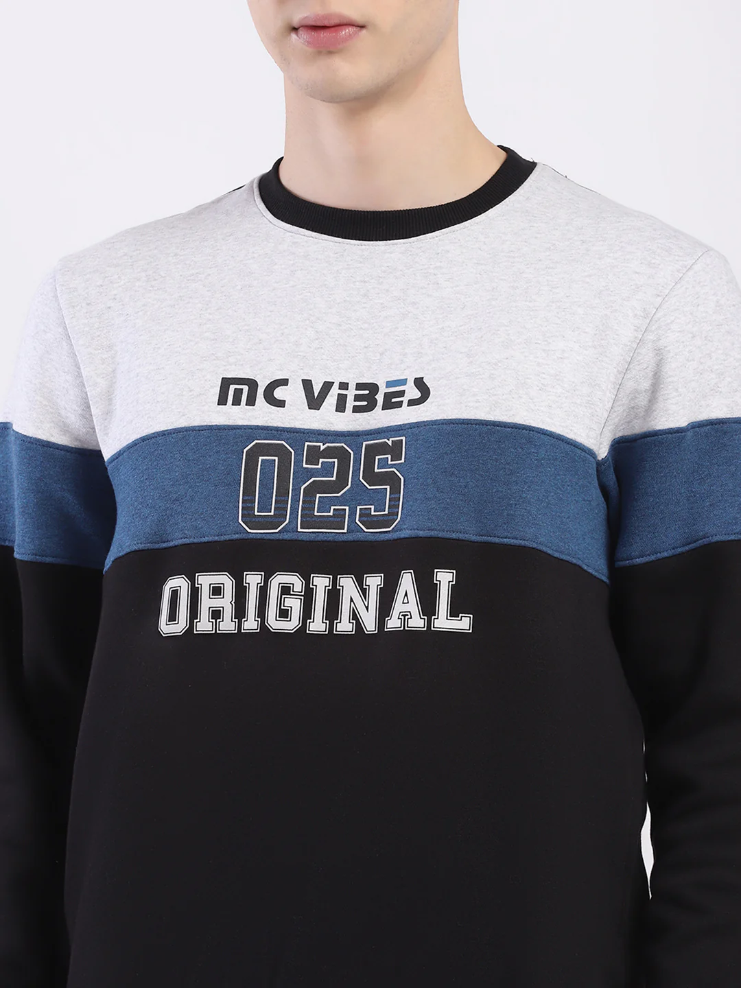 Men Black Printed Round Neck Full Sleeve Sweatshirt - Image 6