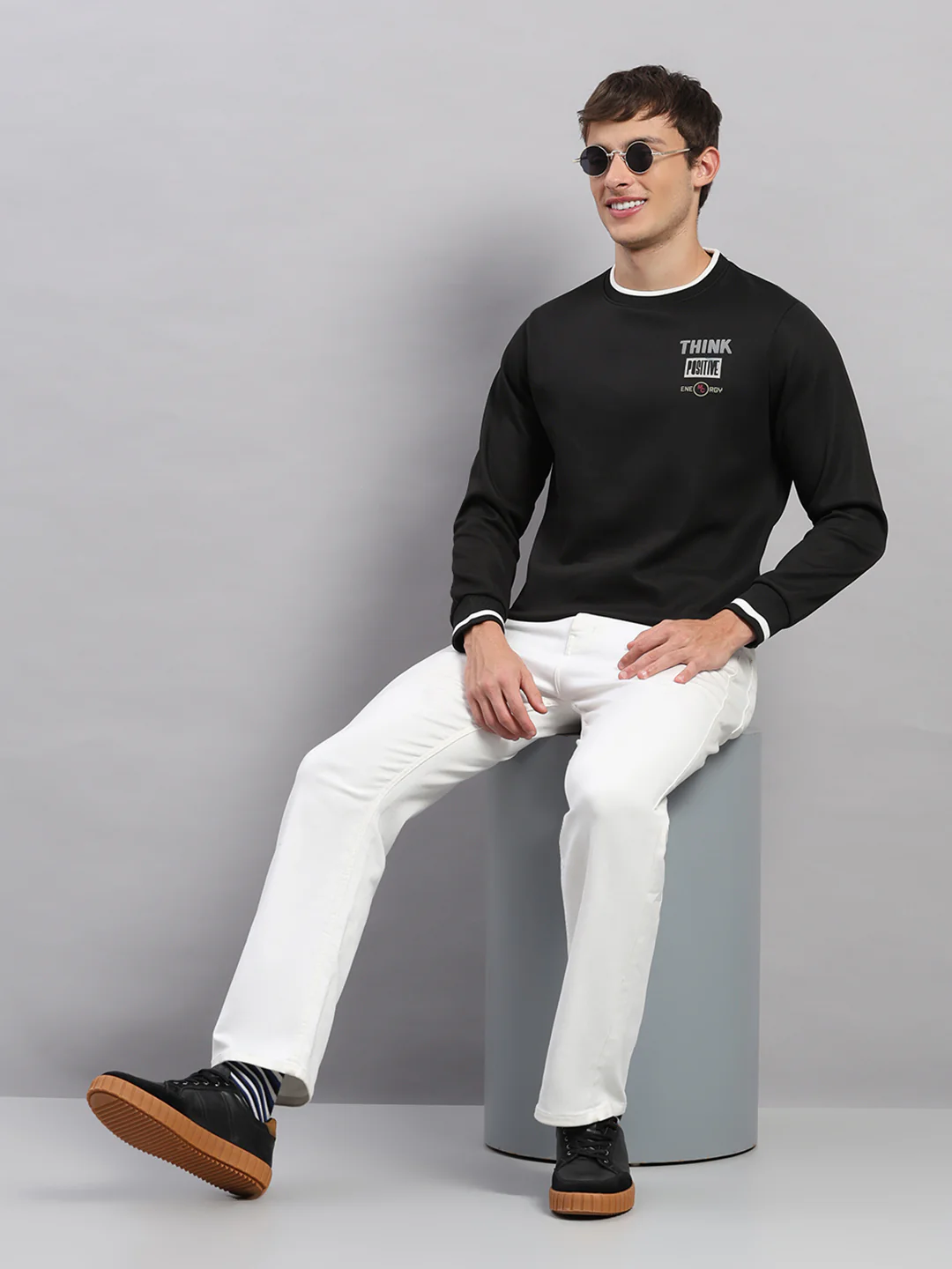 Men Black Printed Round Neck Full Sleeve Sweatshirt - Image 2