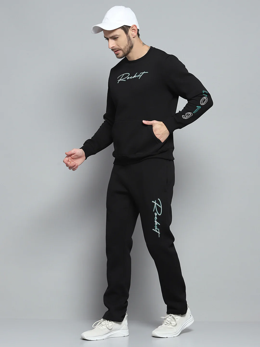 Rock.it Men Black Printed Round Neck Full Sleeve Winter Tracksuit - Image 2