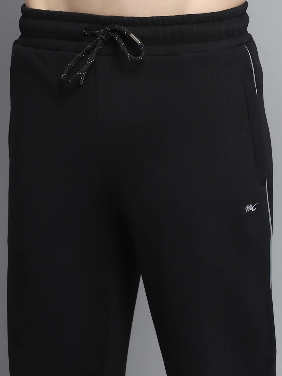 Men Black Printed Round Neck Full Sleeve Winter Tracksuit - Image 8