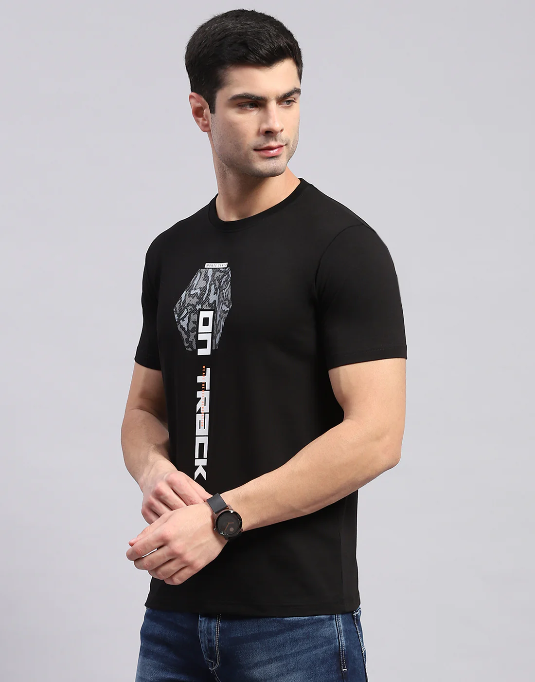 Men Black Printed Round Neck Half Sleeve T-Shirt - Image 3