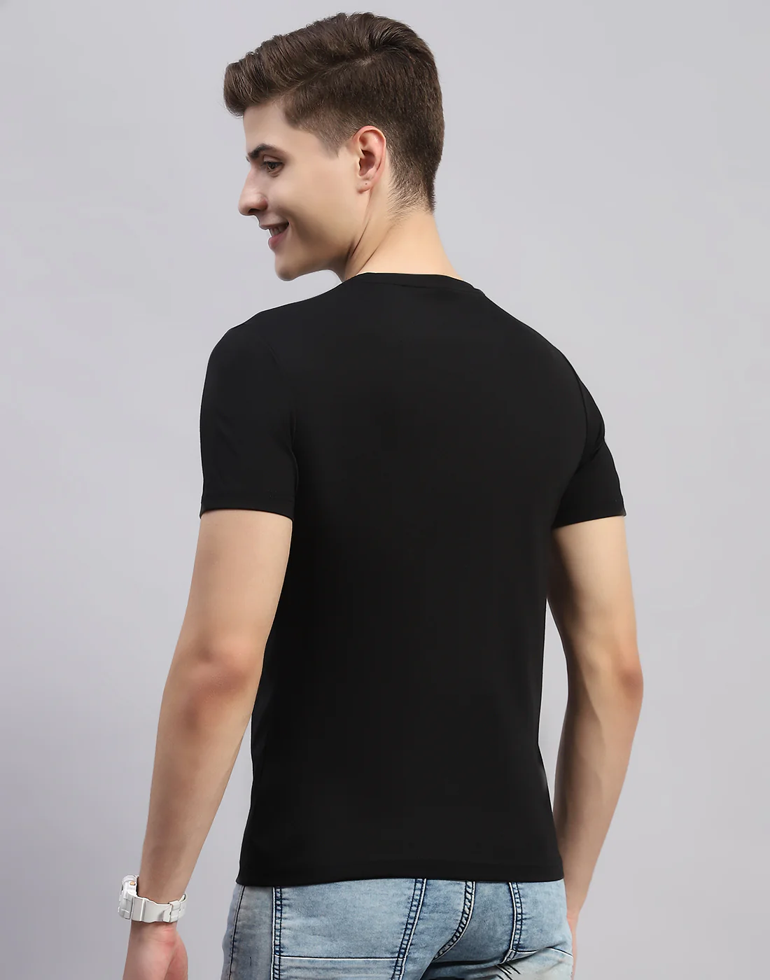 Men Black Printed Round Neck Half Sleeve T-Shirt - Image 5