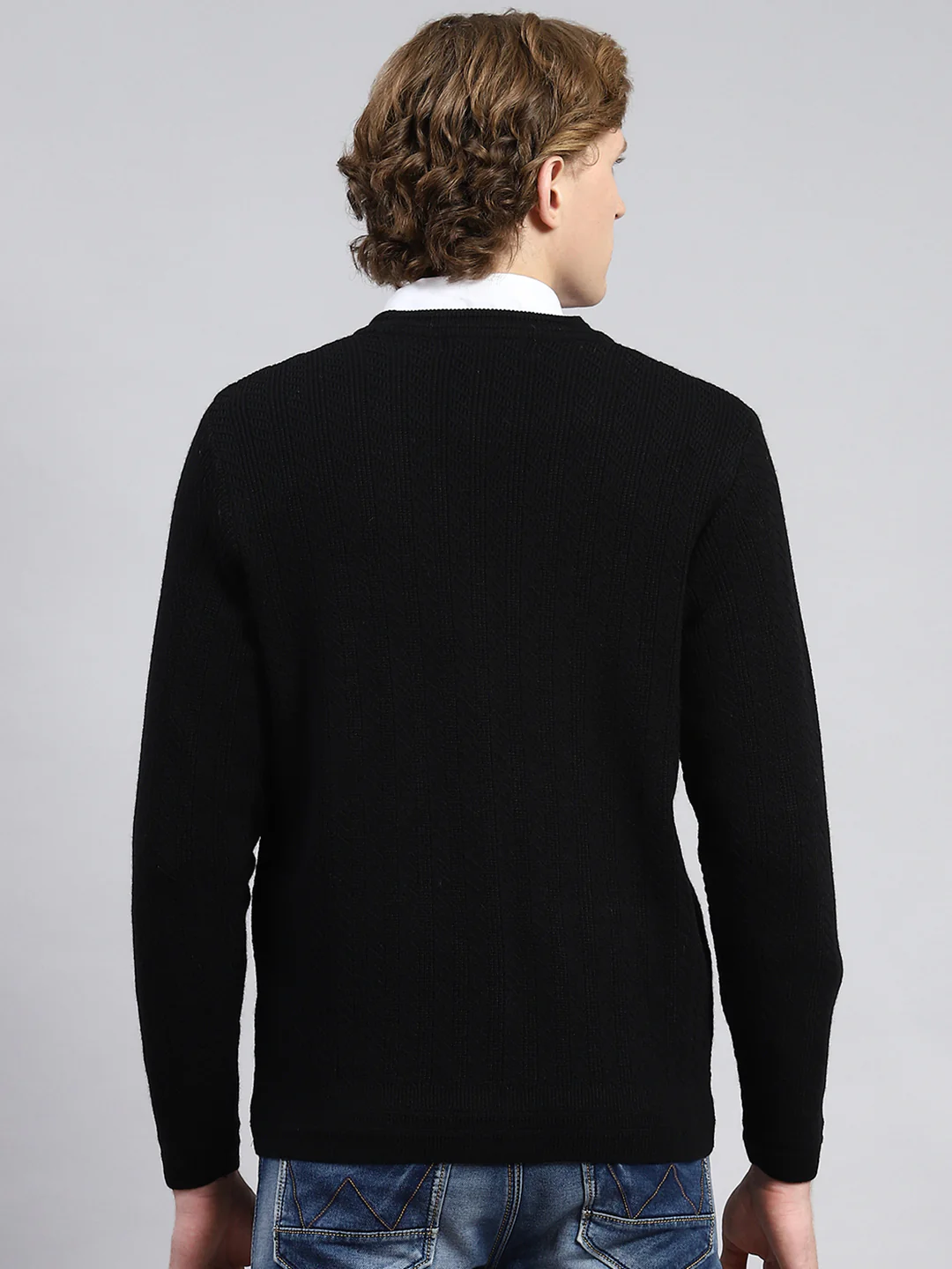 Men Black Self Cardigan - Image 5
