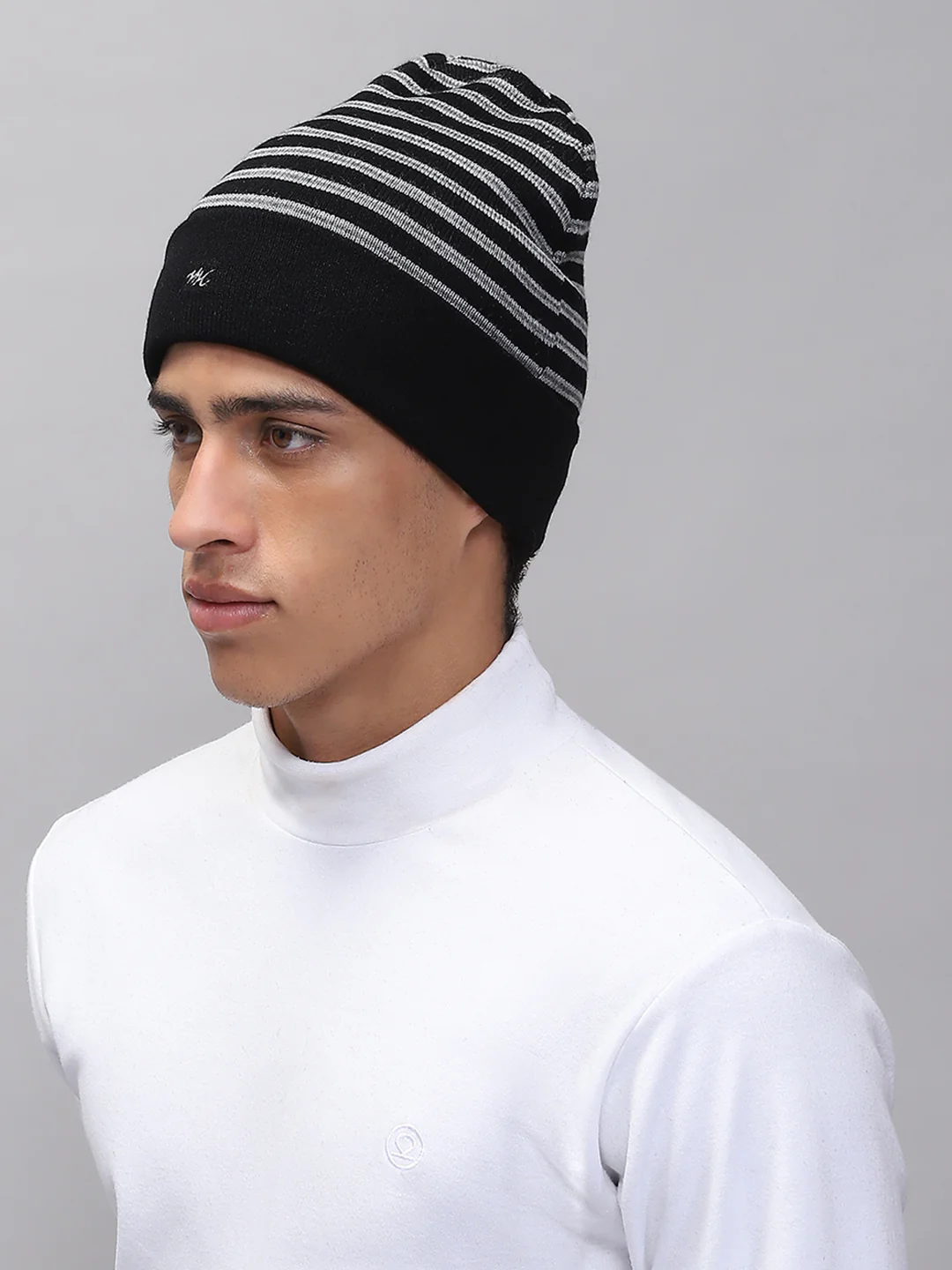 Men Black Self Design Cap - Image 3