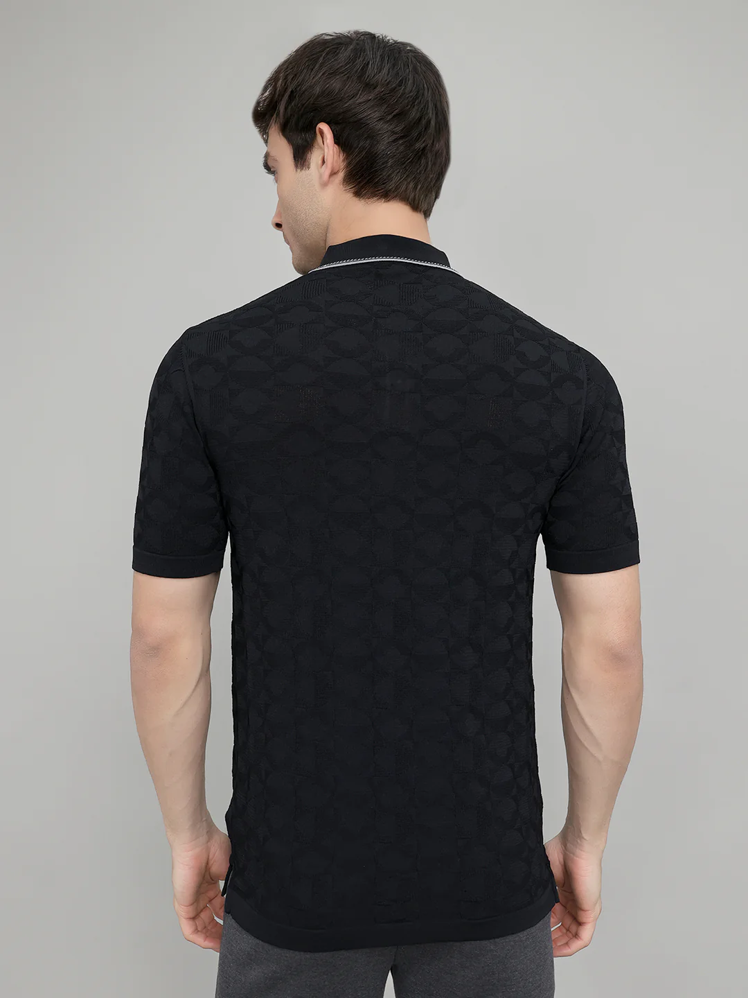 Men Black Self Design Collar Half Sleeve T-Shirt - Image 4