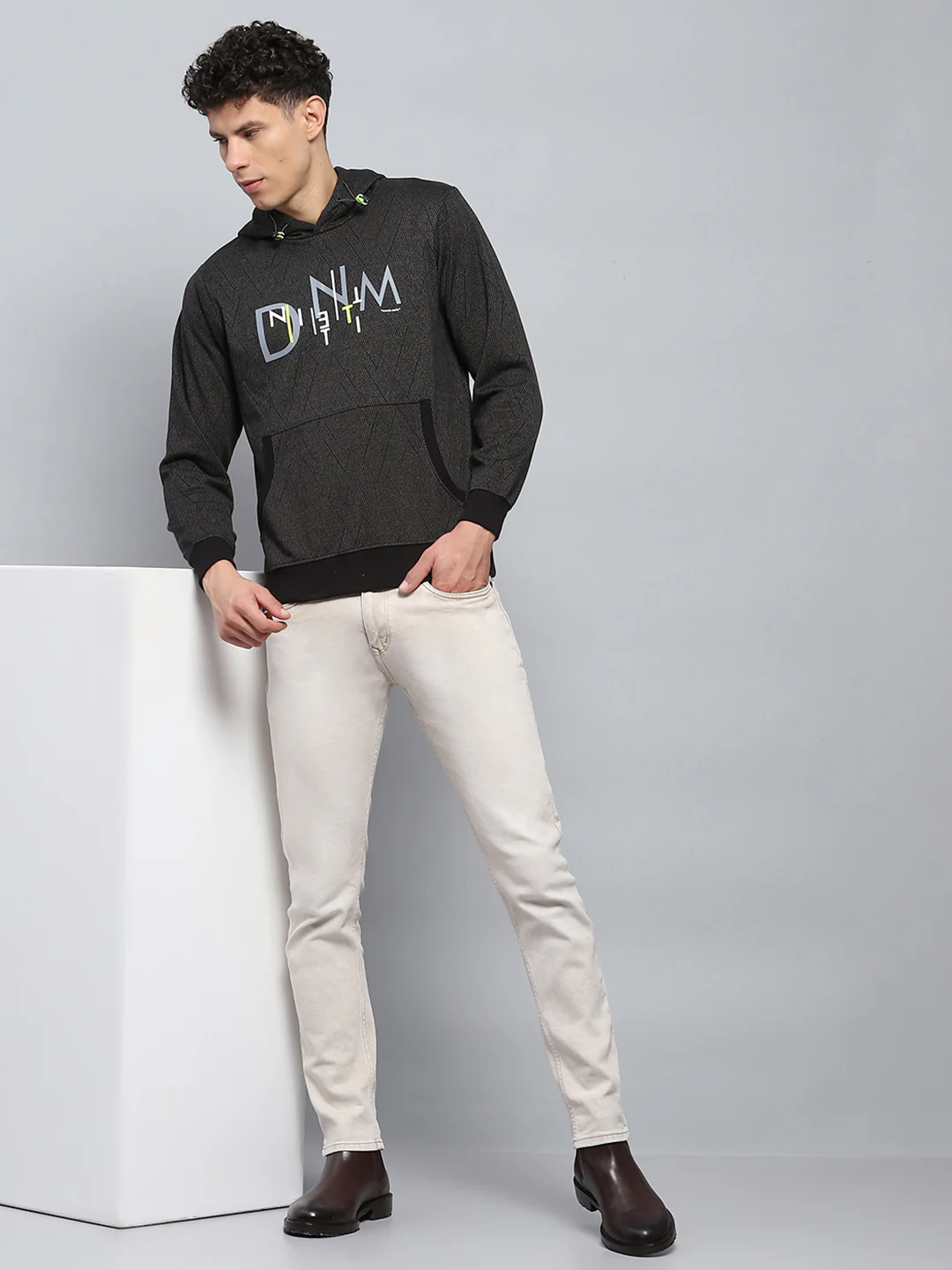 Men Black Self Design Hooded Full Sleeve Winter T-Shirt - Image 2