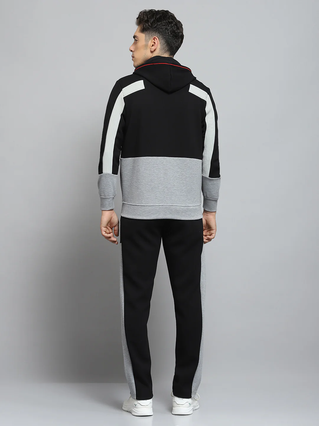 Men Black Self Design Hooded Full Sleeve Winter Tracksuit - Image 5