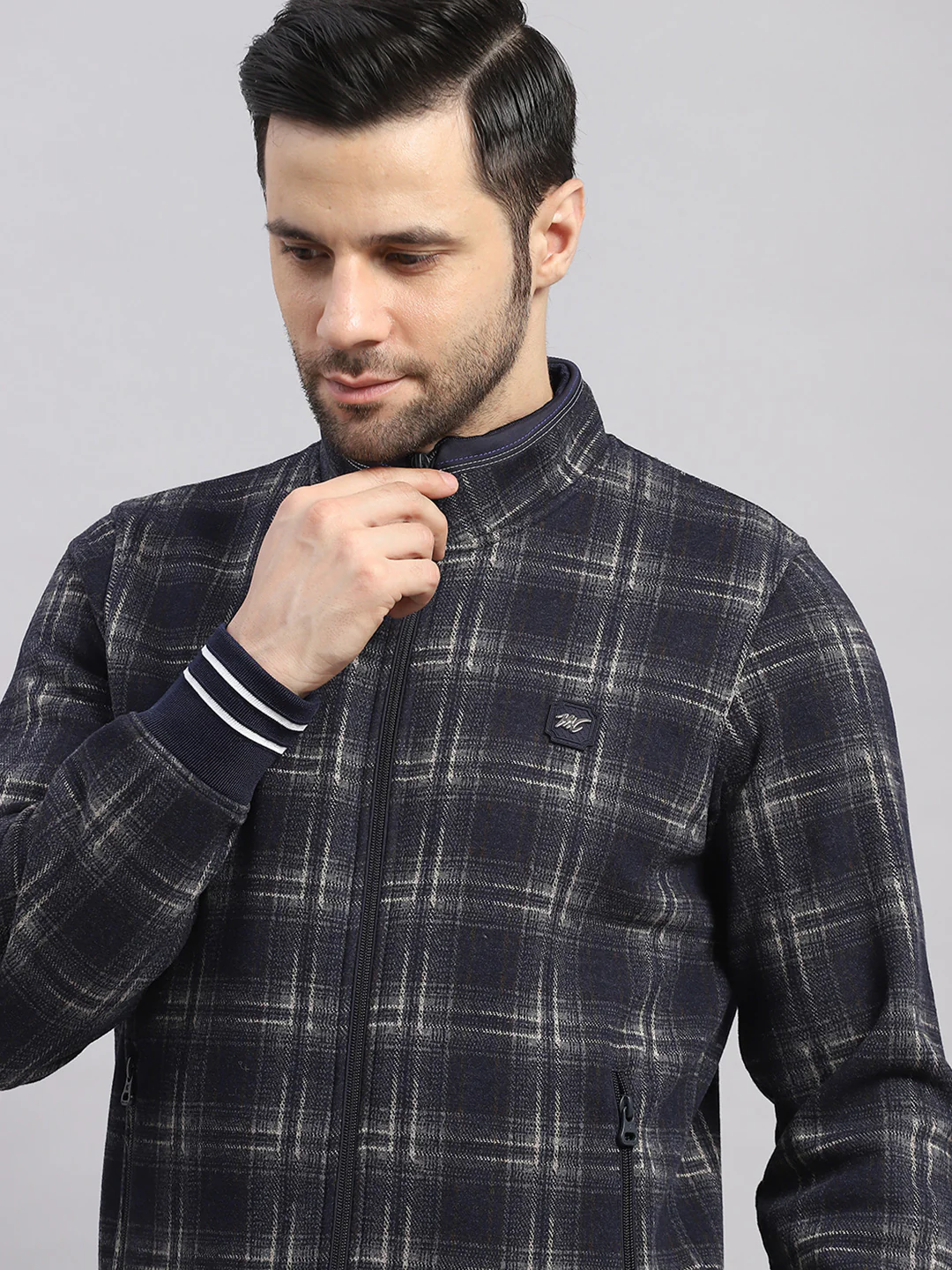 Men Black Self Design Ultra Warm Collar Sweatshirt - Anti-Pilling Fabric - Image 6