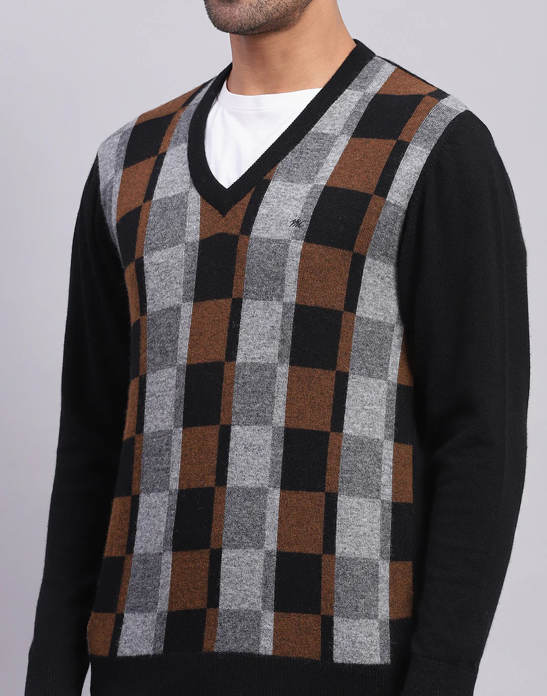 Men Black Self Design V Neck Full Sleeve Pullover - Image 6