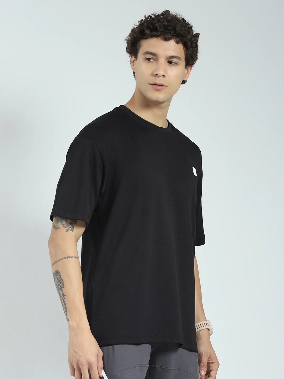 Rock.it Men Black Self Design Round Neck Half Sleeve T-Shirt - Image 4
