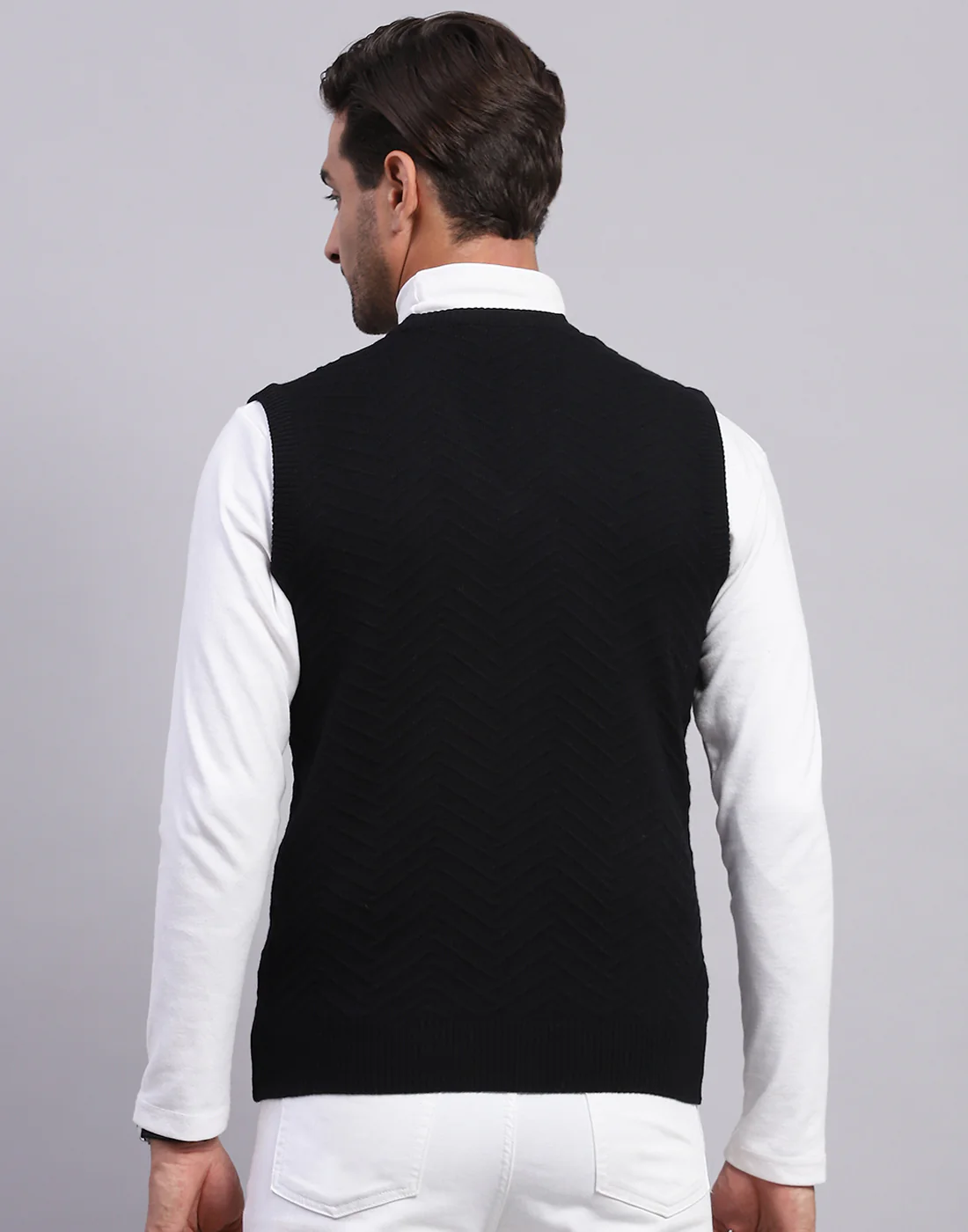 Men Black Self Design V Neck Sleeveless Sweater - Image 5