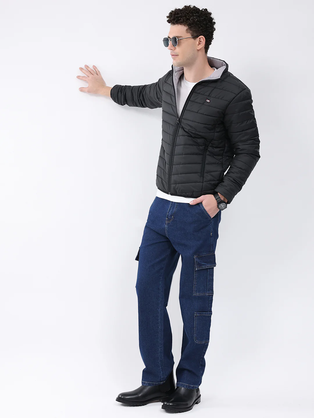 Men Black Solid Collar Full Sleeve Jacket - Image 2