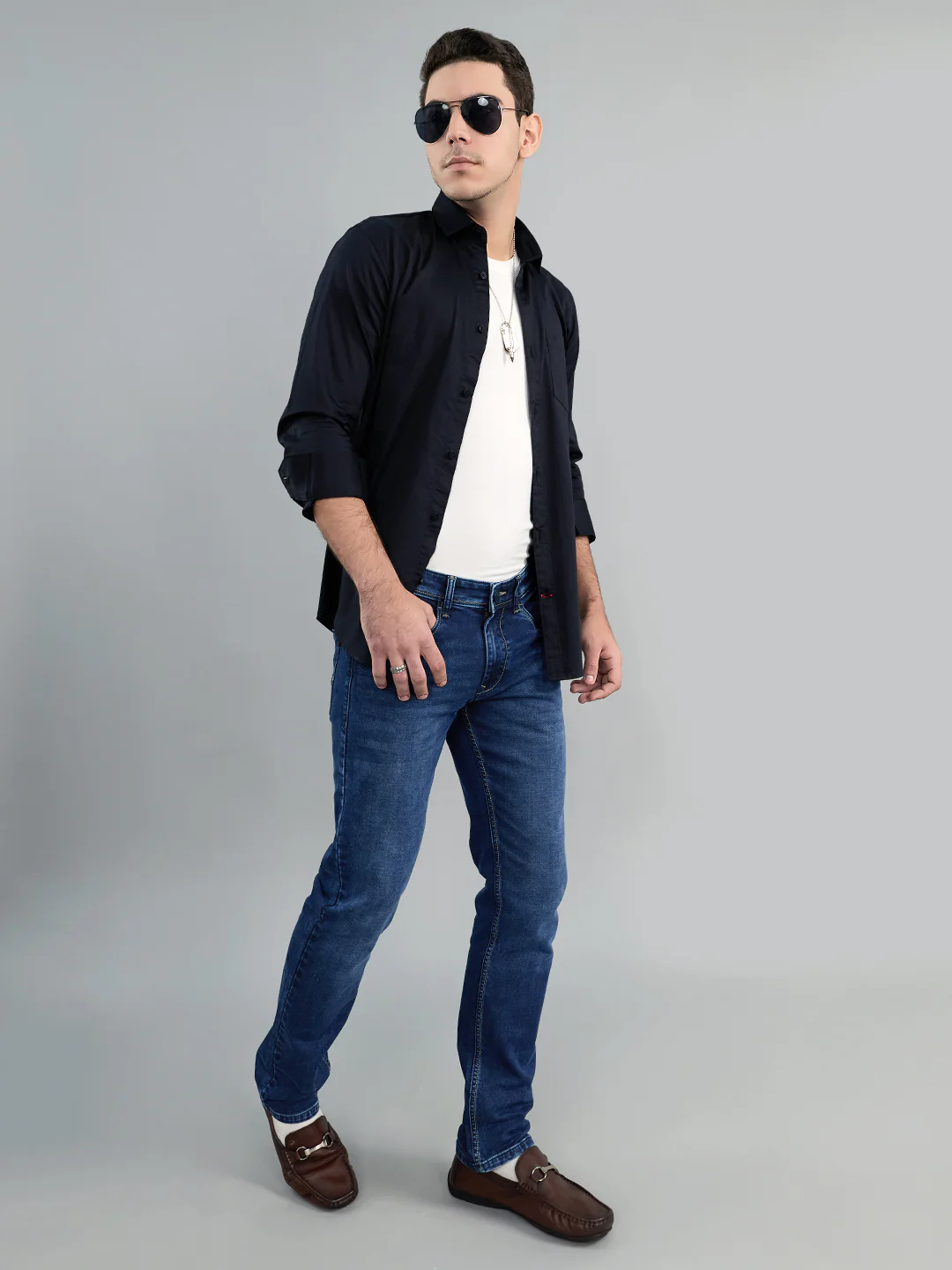 Men Black Solid Collar Full Sleeve Shirt - Image 6