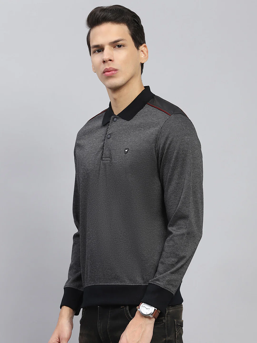 Luxuria Men Black Solid Collar Full Sleeve Winter T-Shirt - Image 3