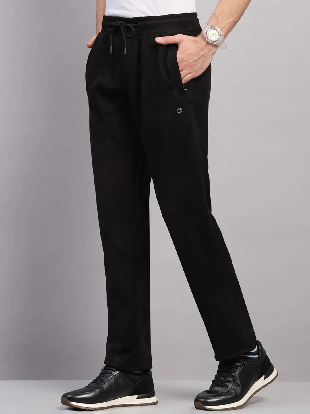 Luxuria Men Black Solid Collar Full Sleeve Winter Tracksuit - Image 8