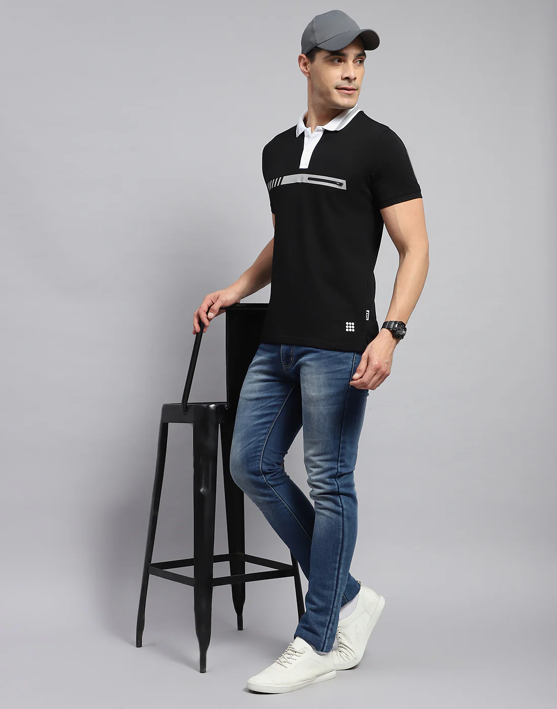 Rock.it Men Black Solid Collar Half Sleeve T-Shirt - Image 2