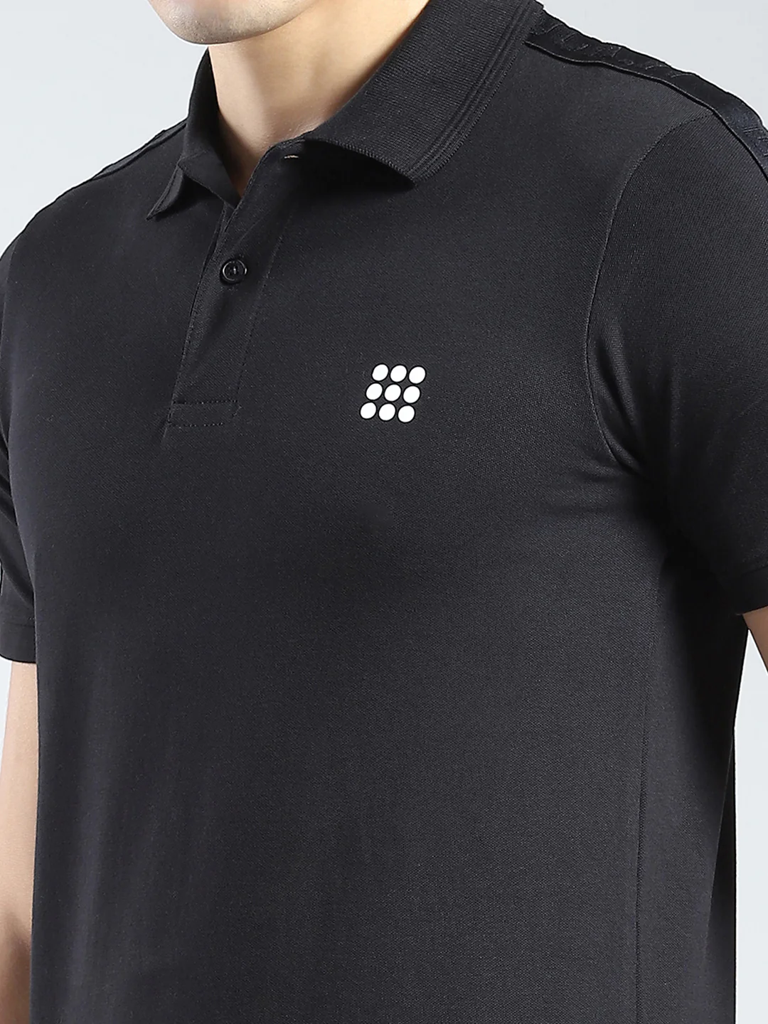 Rock.it Men Black Solid Collar Half Sleeve T-Shirt - Image 7