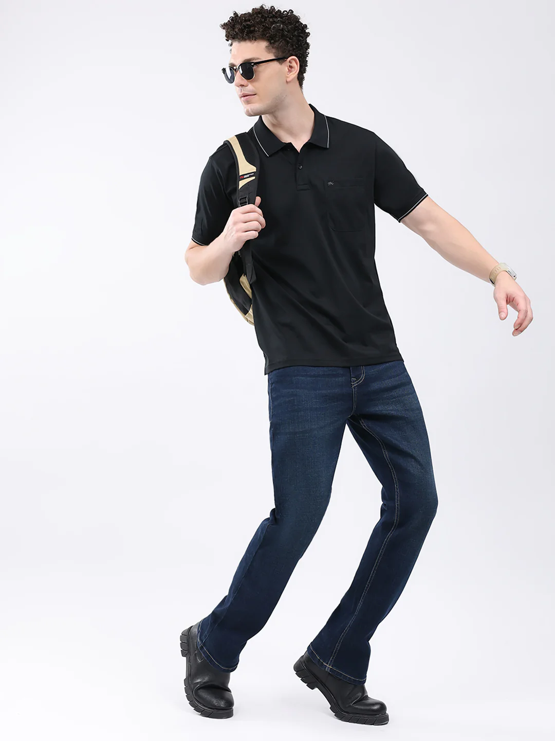 Men Black Solid Collar Half Sleeve T-Shirt - Image 2