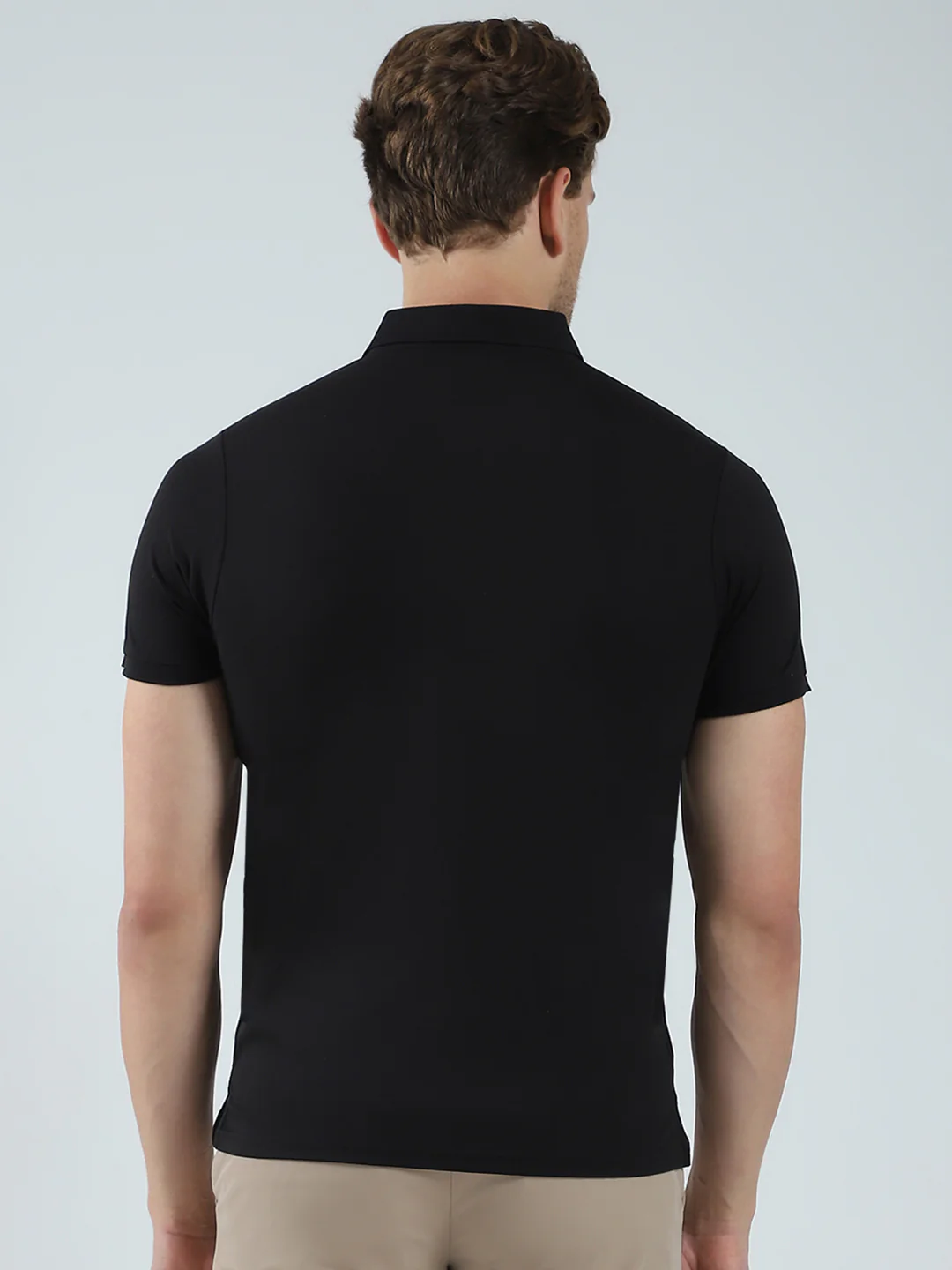 Men Black Solid Collar Half Sleeve T-Shirt - Image 5