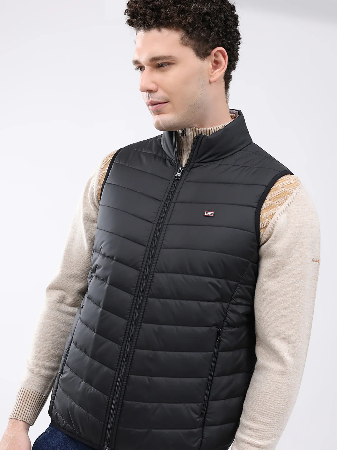 Men Black Solid Collar Sleeveless Jacket - Image 6