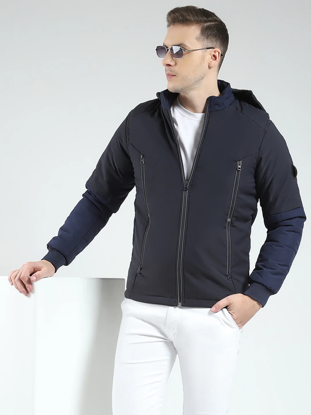 Men Black Solid Hooded Full Sleeve Jacket - Image 6