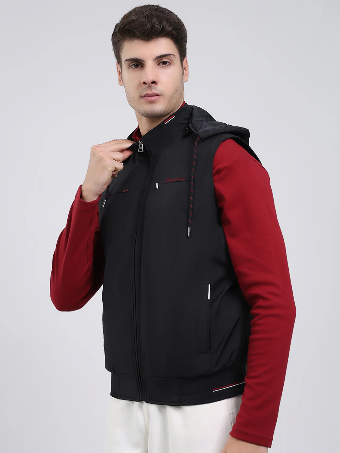 Men Black Solid Hooded Sleeveless Jacket - Image 3