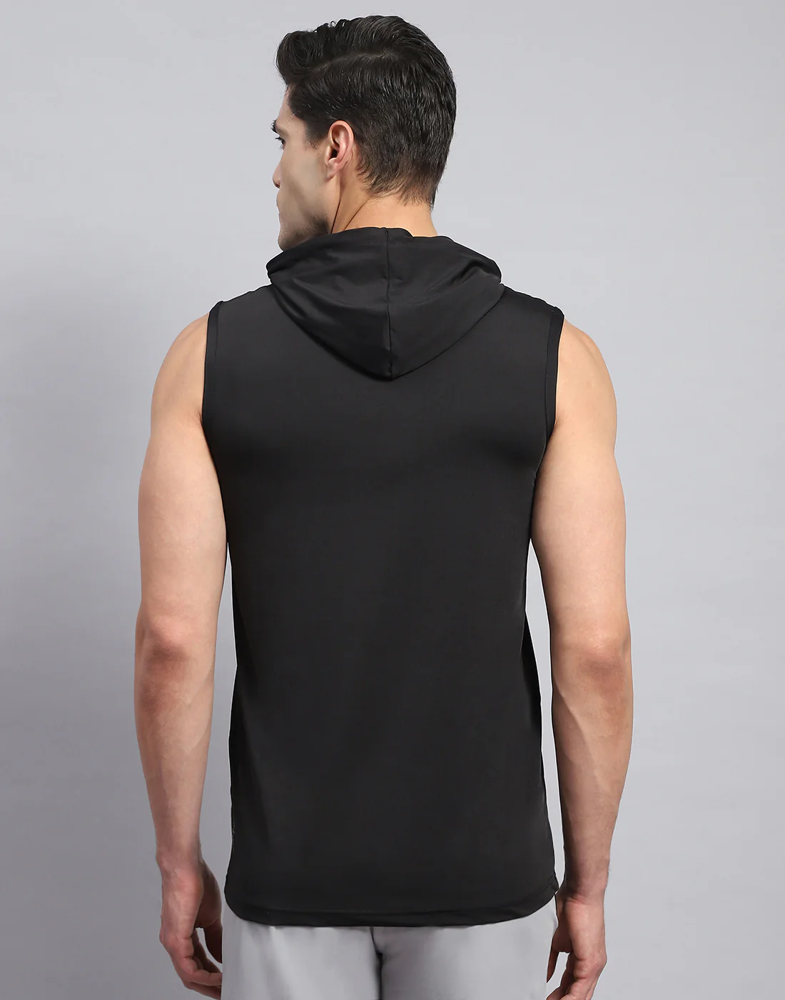 Rock.it Men Black Solid Hooded Sleeveless T-Shirt - Image 5