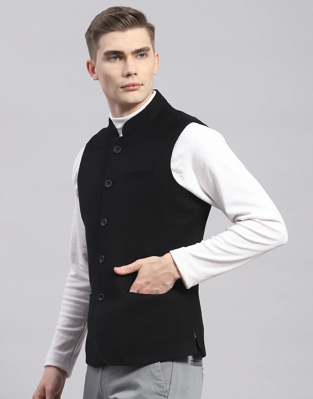 Men Black Solid Mandarin Collar Sleeveless Nehru Jacket - Image 3