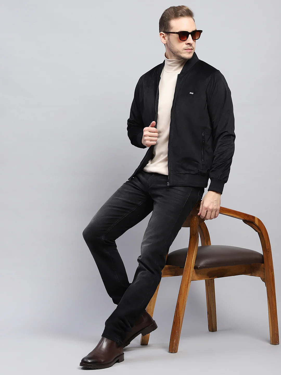 Men Black Solid Mock Neck Full Sleeve Jacket - Image 2