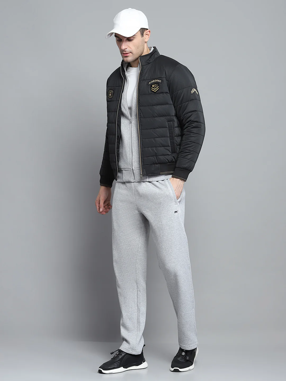 Men Black Solid Mock Neck Full Sleeve Jacket - Image 2