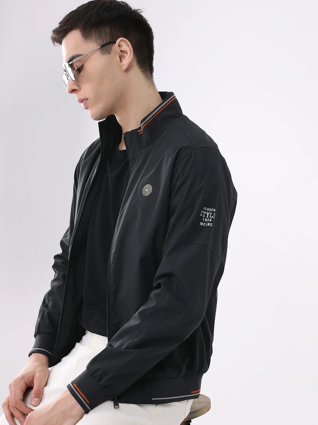 Men Black Solid Mock Neck Full Sleeve Jacket - Image 6