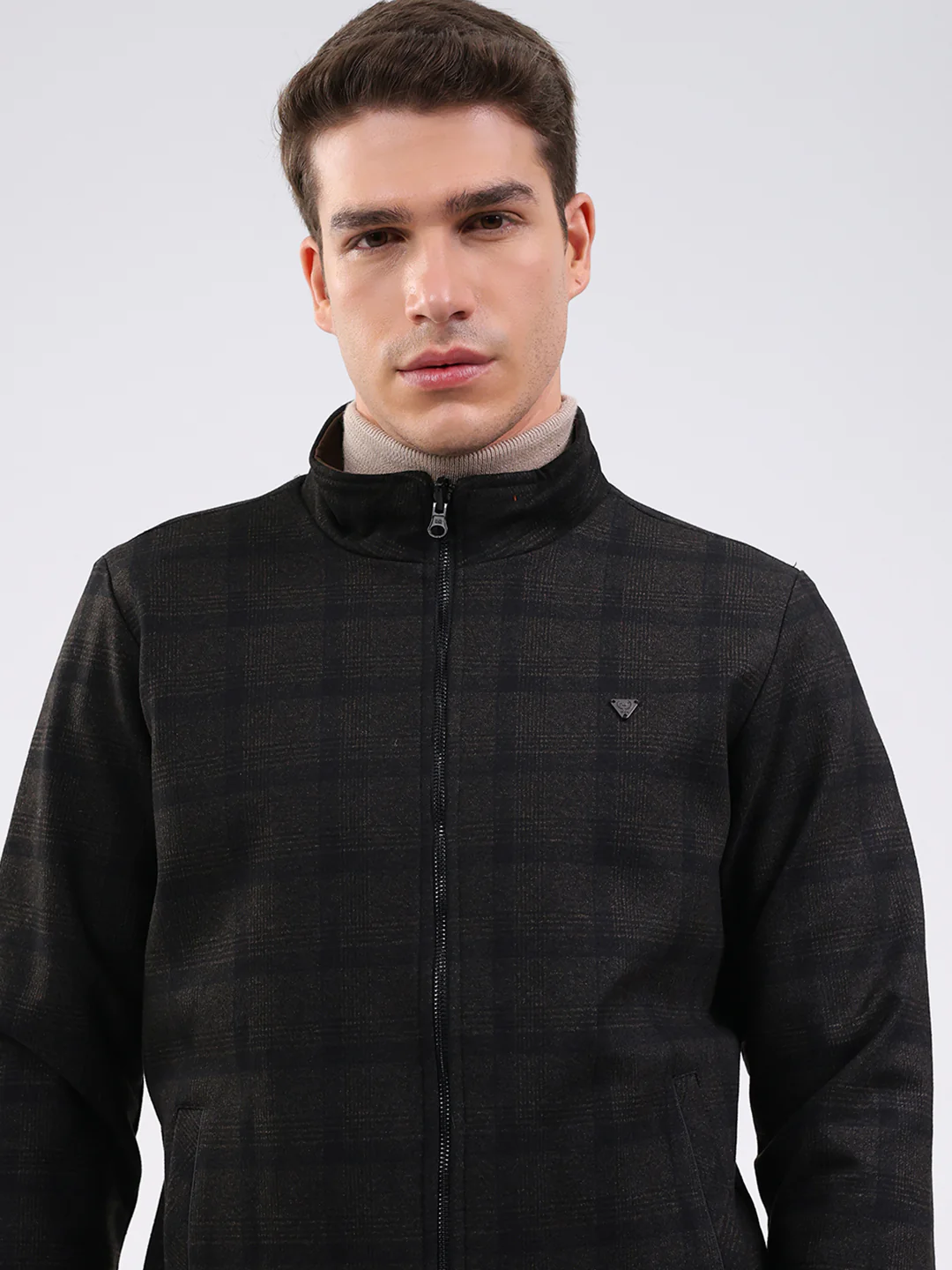 Men Black Solid Mock Neck Full Sleeve Jacket - Image 9