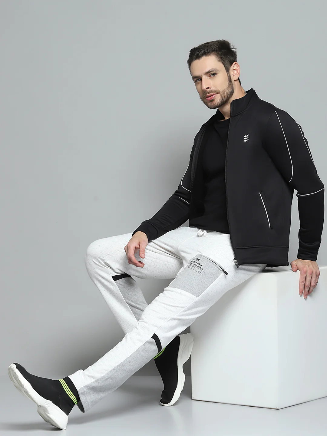 Rock.it Men Black Solid Mock Neck Full Sleeve Sweatshirt - Image 2