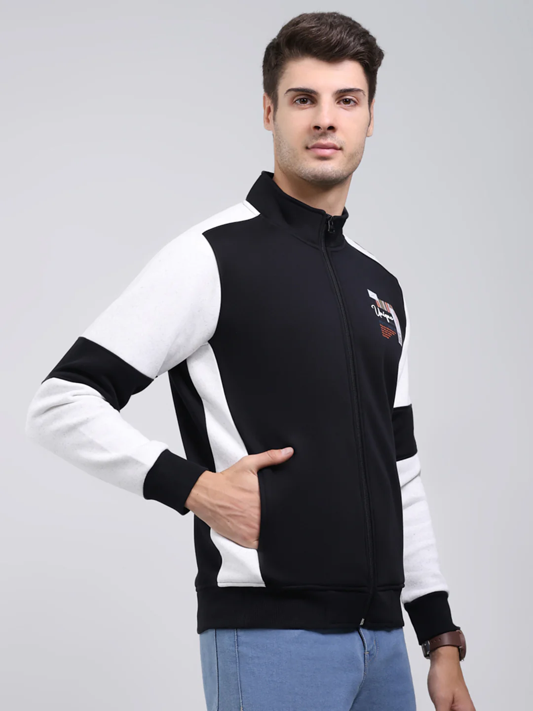 Men Black Solid Mock Neck Full Sleeve Sweatshirt - Image 4