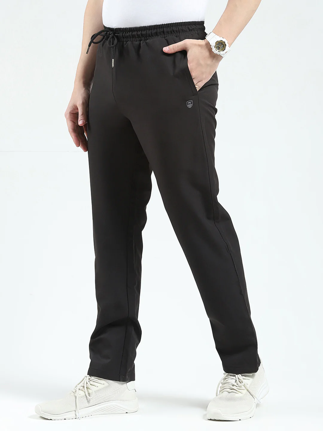 Men Black Solid Mock Neck Full Sleeve Winter Tracksuit - Image 6