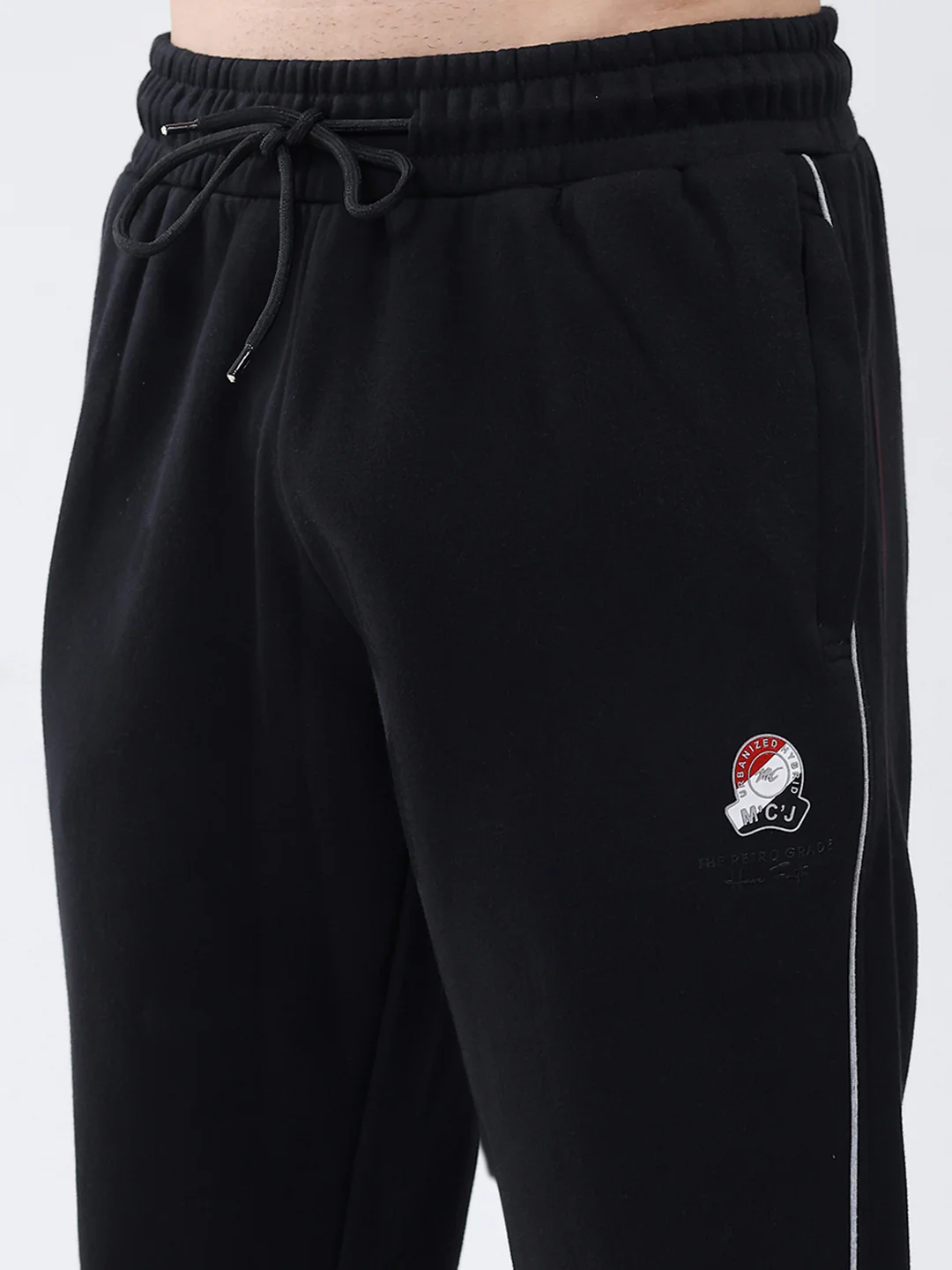 Men Black Solid Mock Neck Full Sleeve Winter Tracksuit - Image 8
