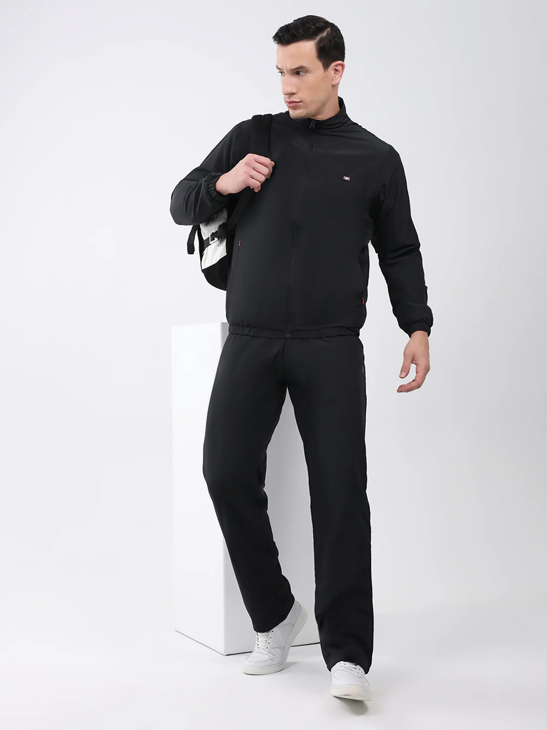Men Black Solid Mock Neck Full Sleeve Winter Tracksuit - Image 2