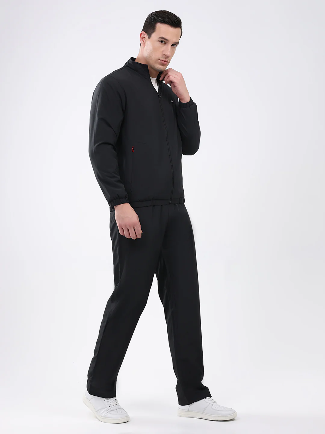 Men Black Solid Mock Neck Full Sleeve Winter Tracksuit - Image 4