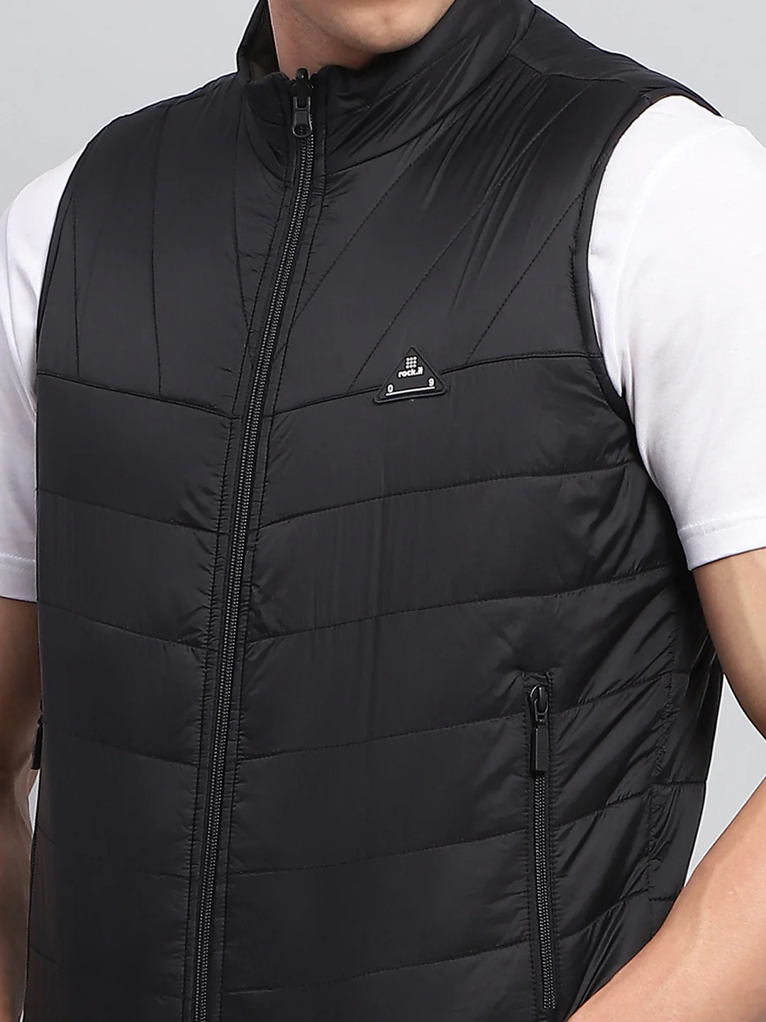 Rock.it Men Black Solid Mock Neck Sleeveless Jacket - Image 7