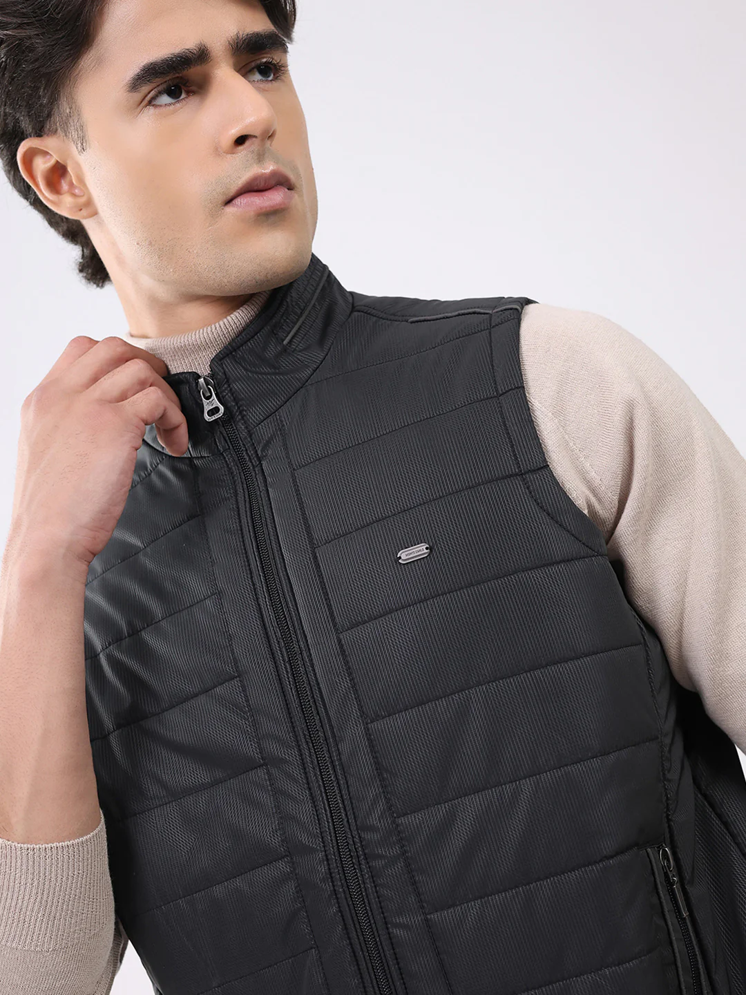 Men Black Solid Mock Neck Sleeveless Jacket - Image 7