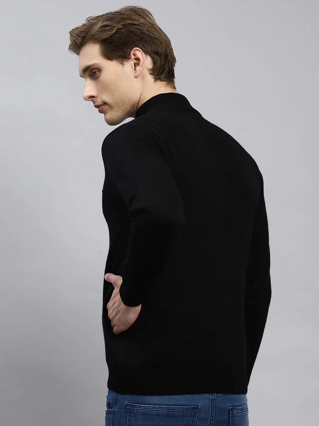 Men Black Solid Pullover - Image 5