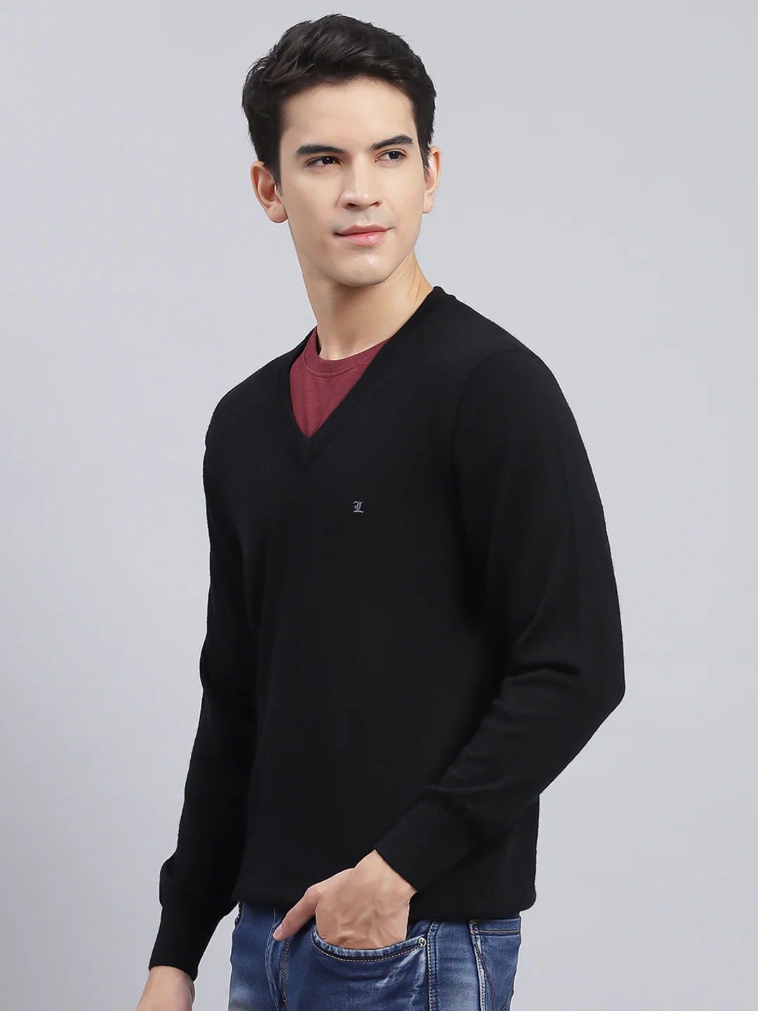 Men Black Solid Pure wool Pullover - Image 4