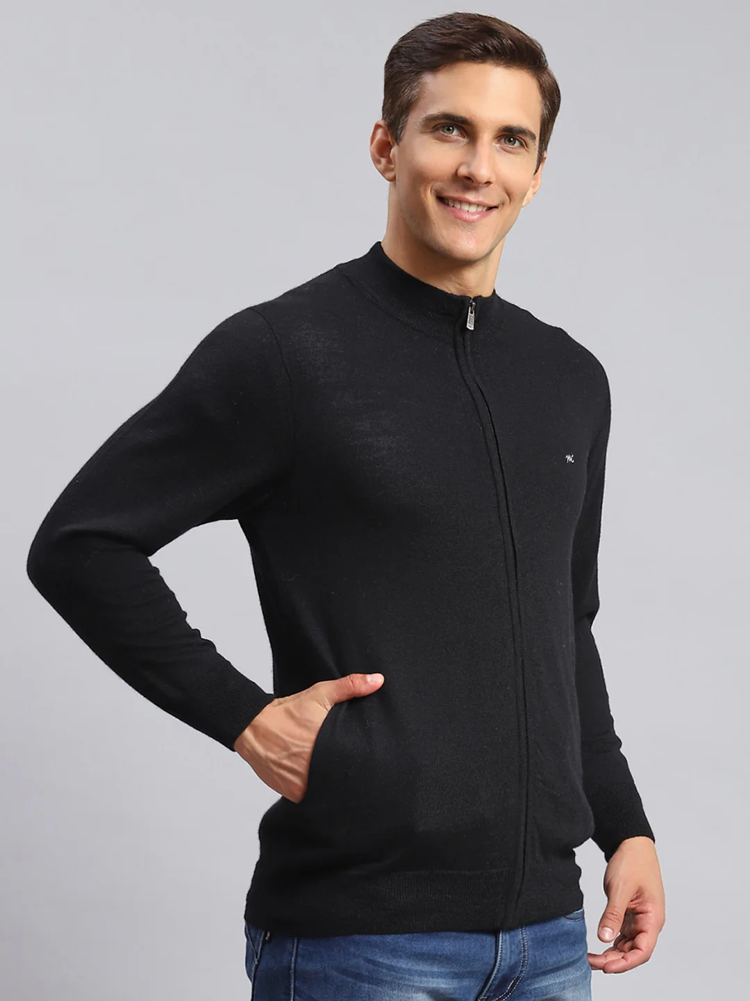 Men Black Solid Pure wool Pullover - Image 3