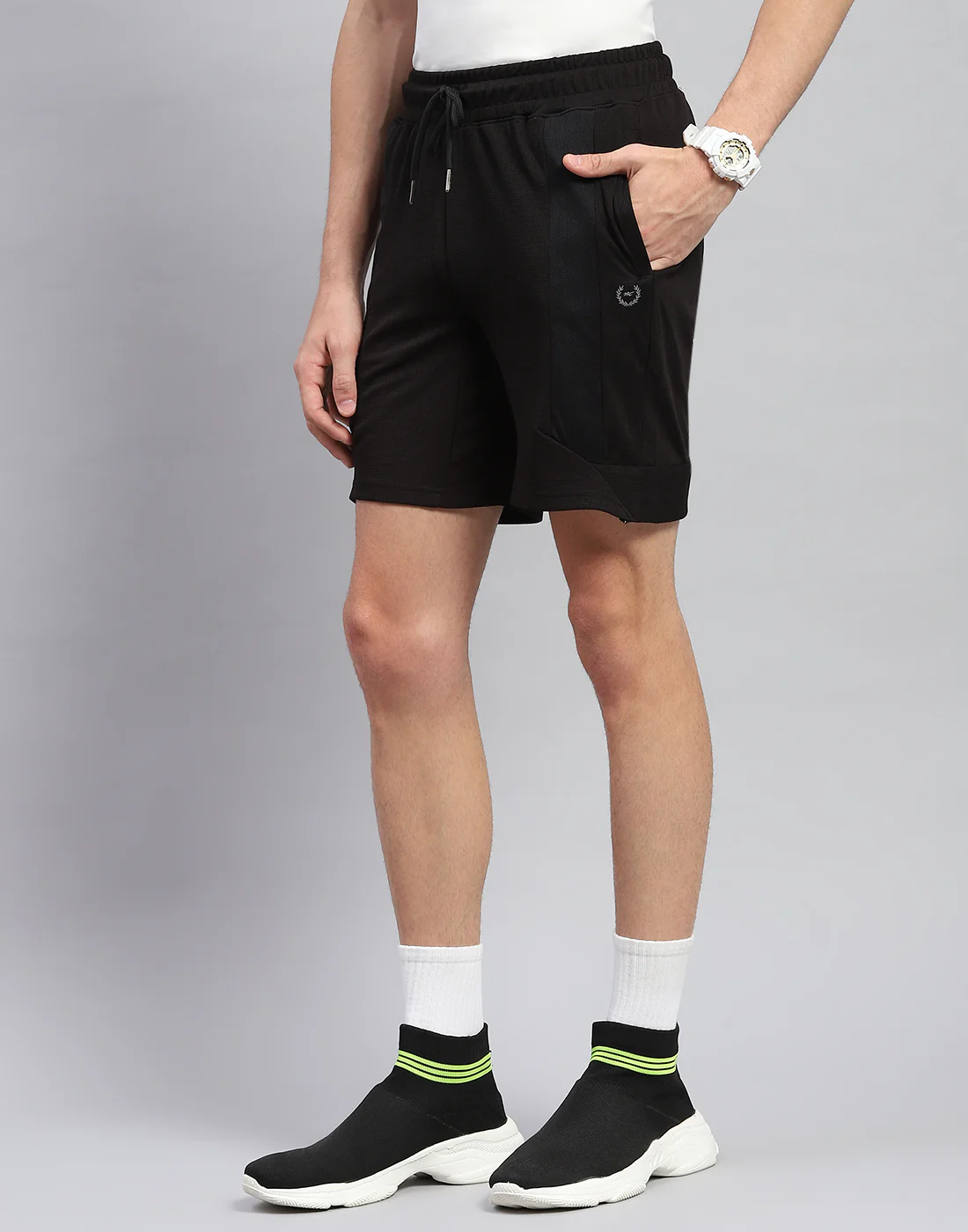 Men Black Solid Regular Fit Bermuda - Image 3
