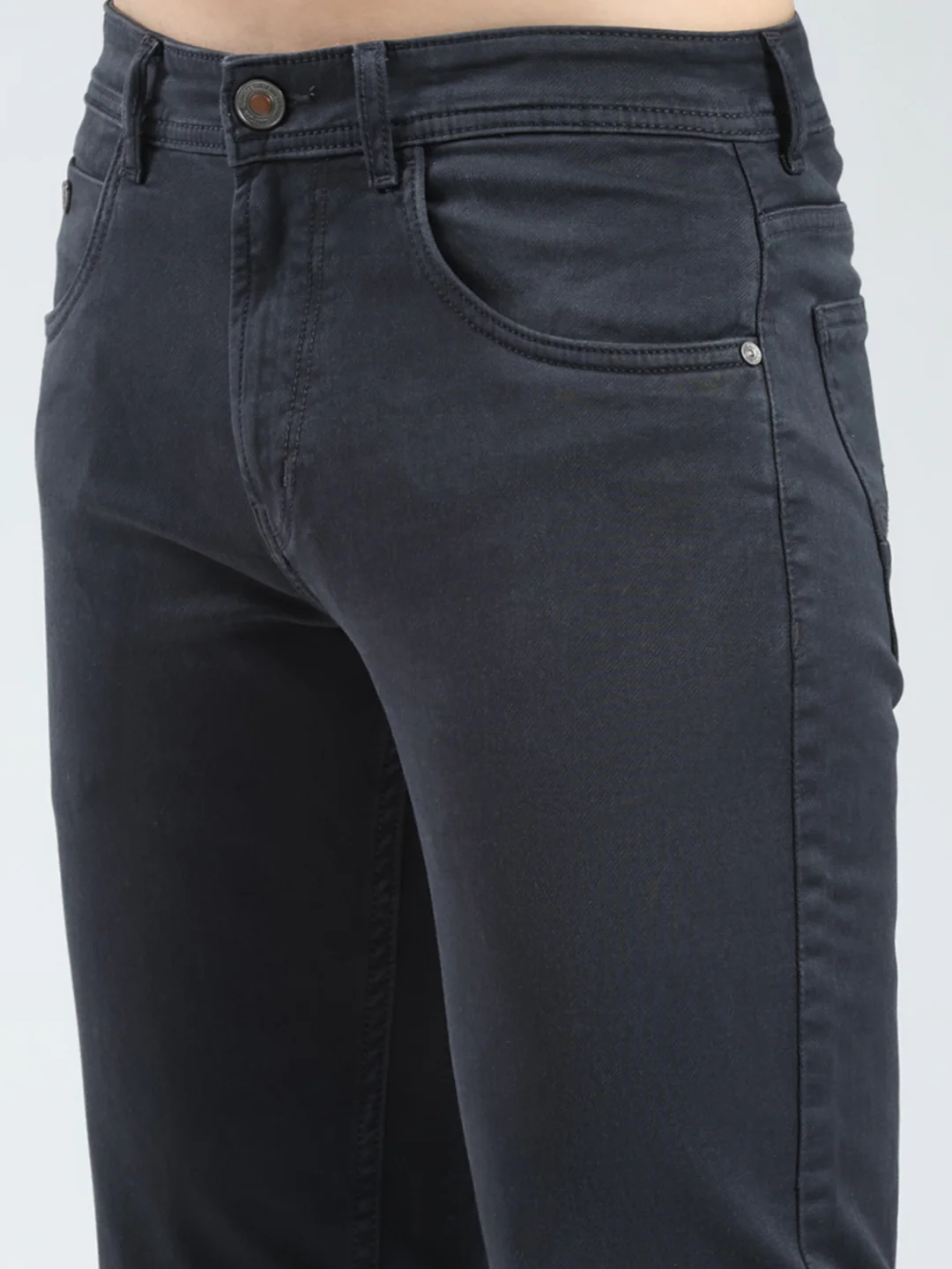 Men Black Solid Narrow Fit Denim - Image 6