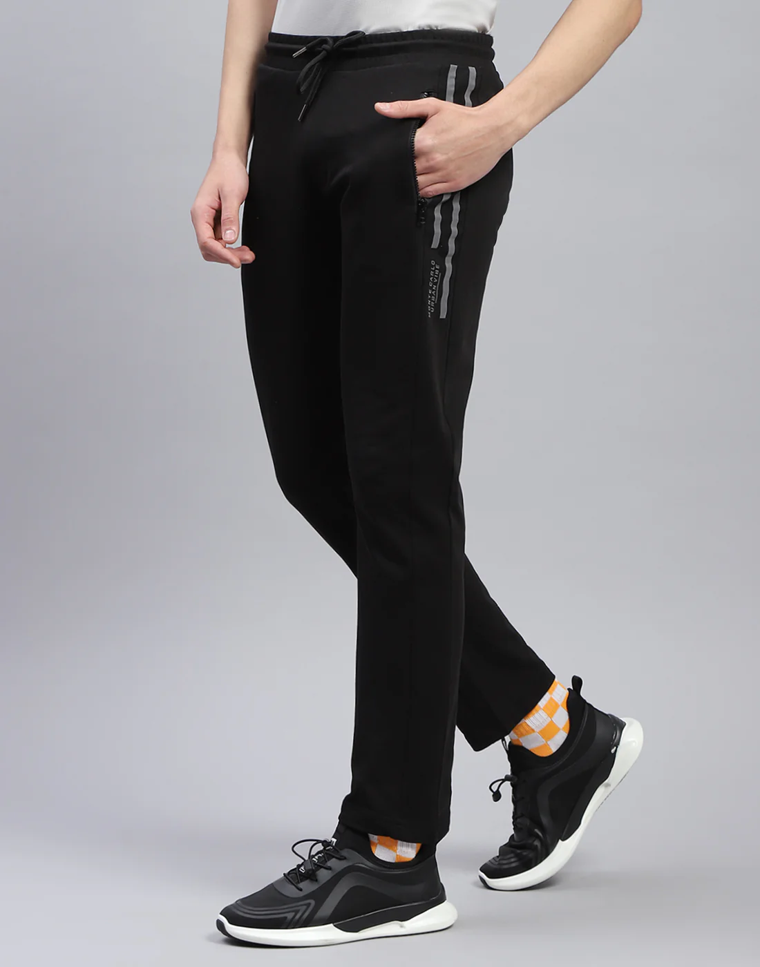 Men Black Solid Regular Fit Lower - Image 4