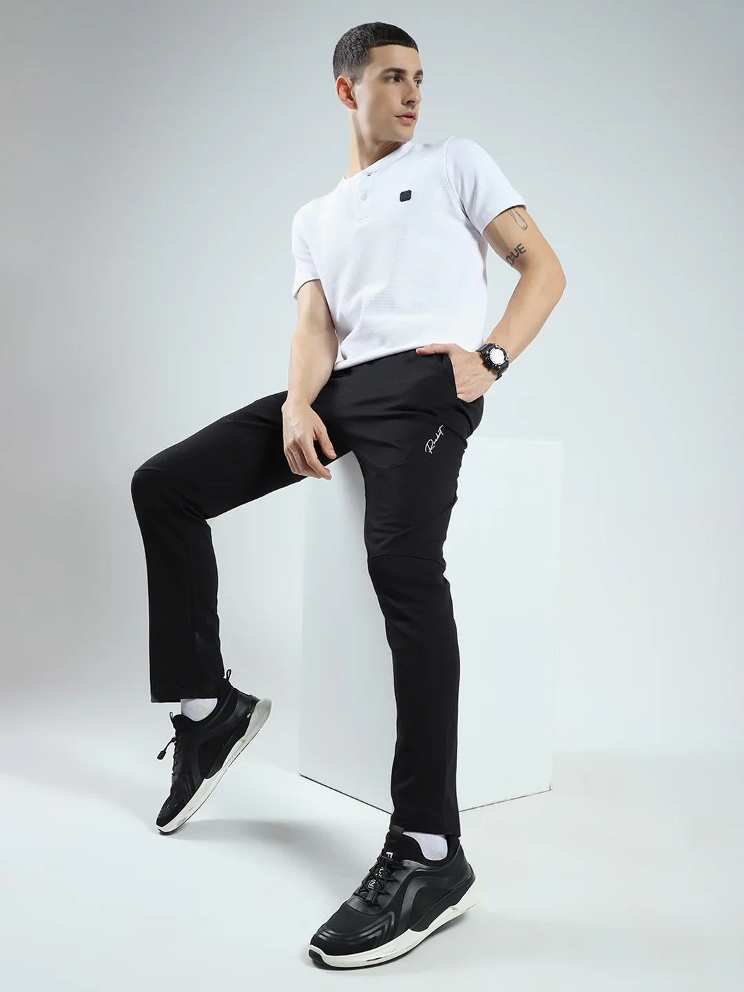 Rock.it Men Black Solid Regular Fit Lower - Image 2