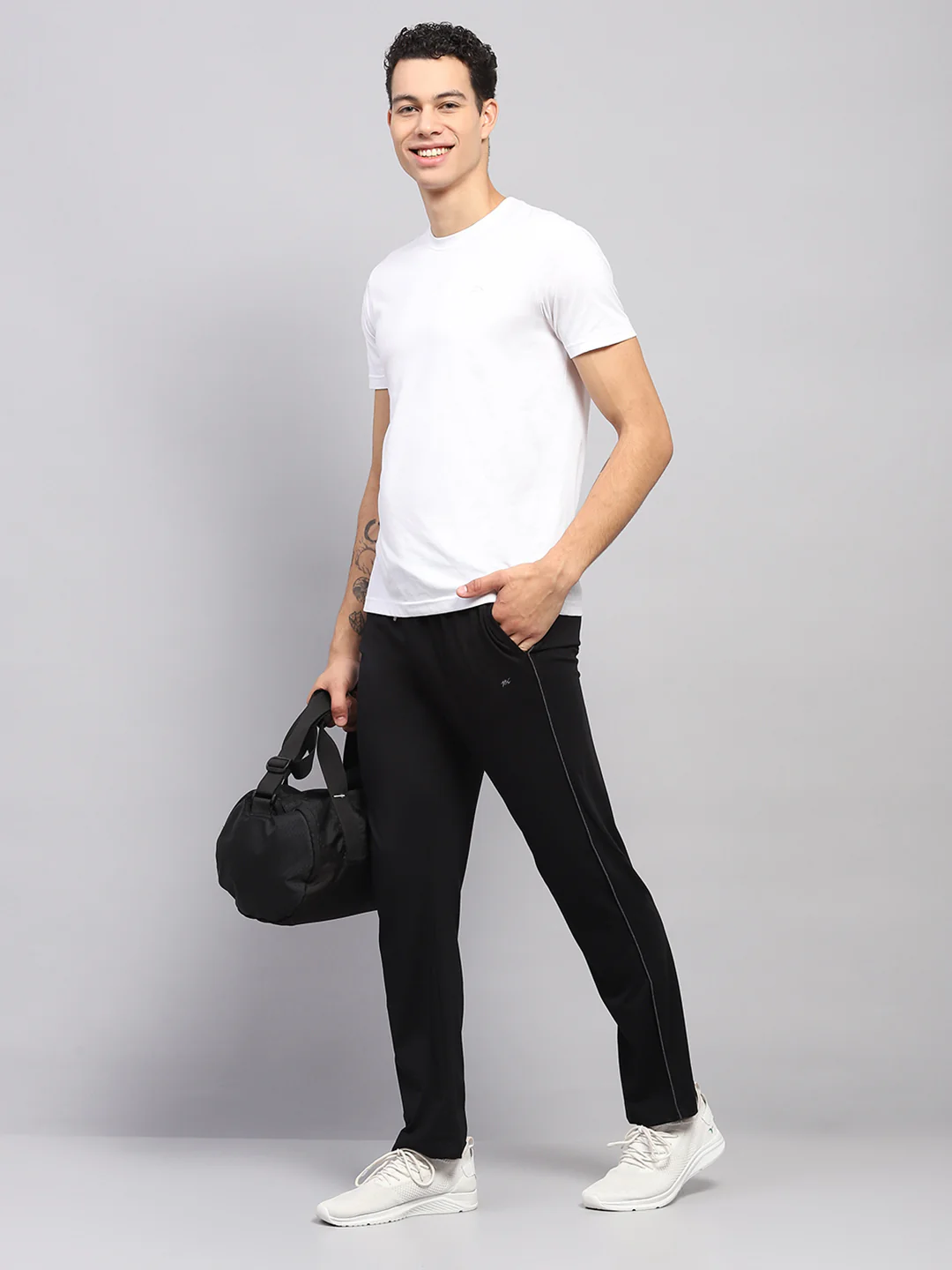 Men Black Solid Regular Fit Lower - Image 2