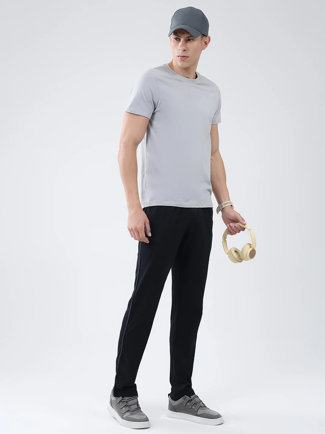 Men Black Solid Regular Fit Lower - Image 2