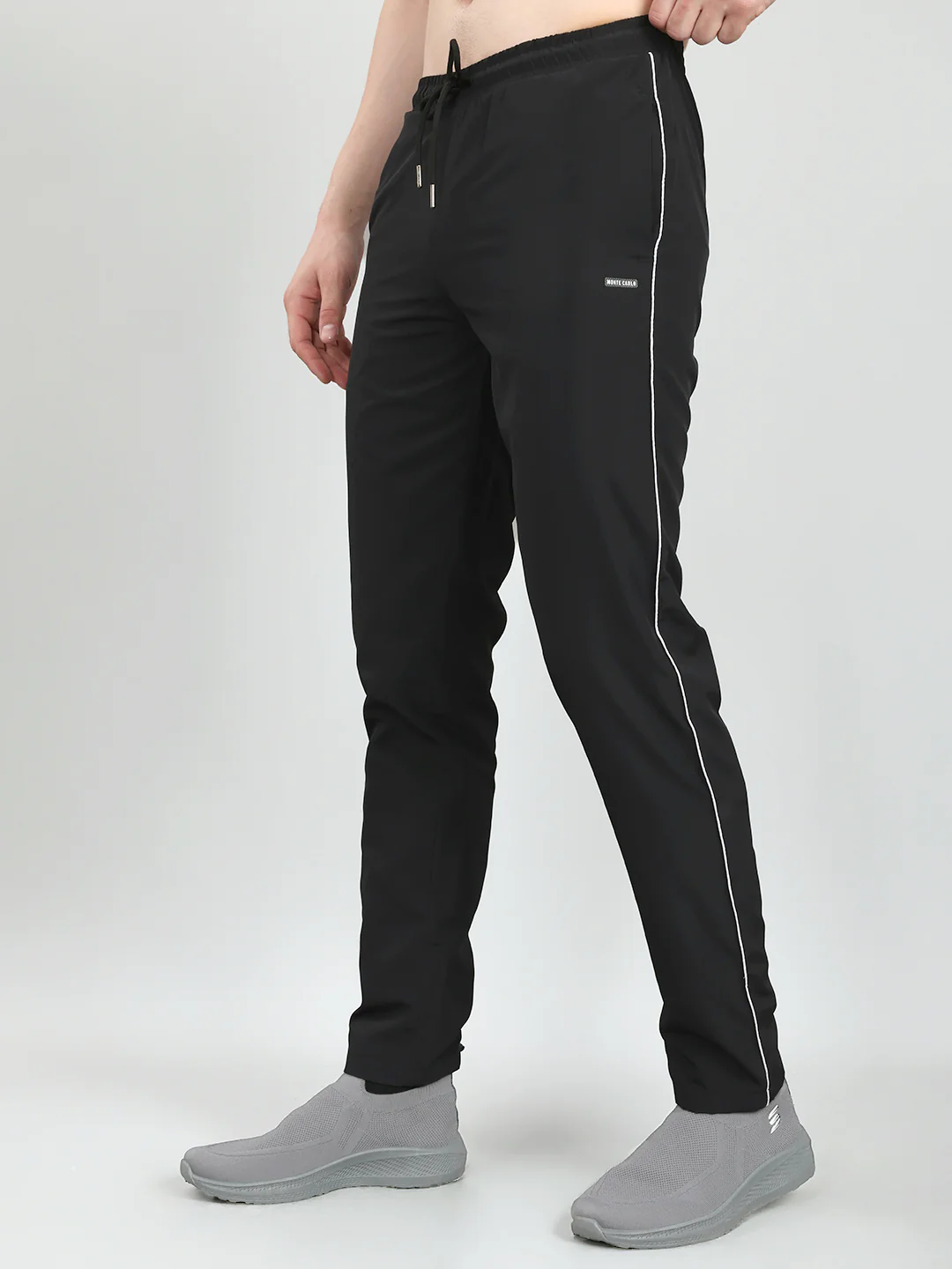 Men Black Solid Regular Fit Lower - Image 2